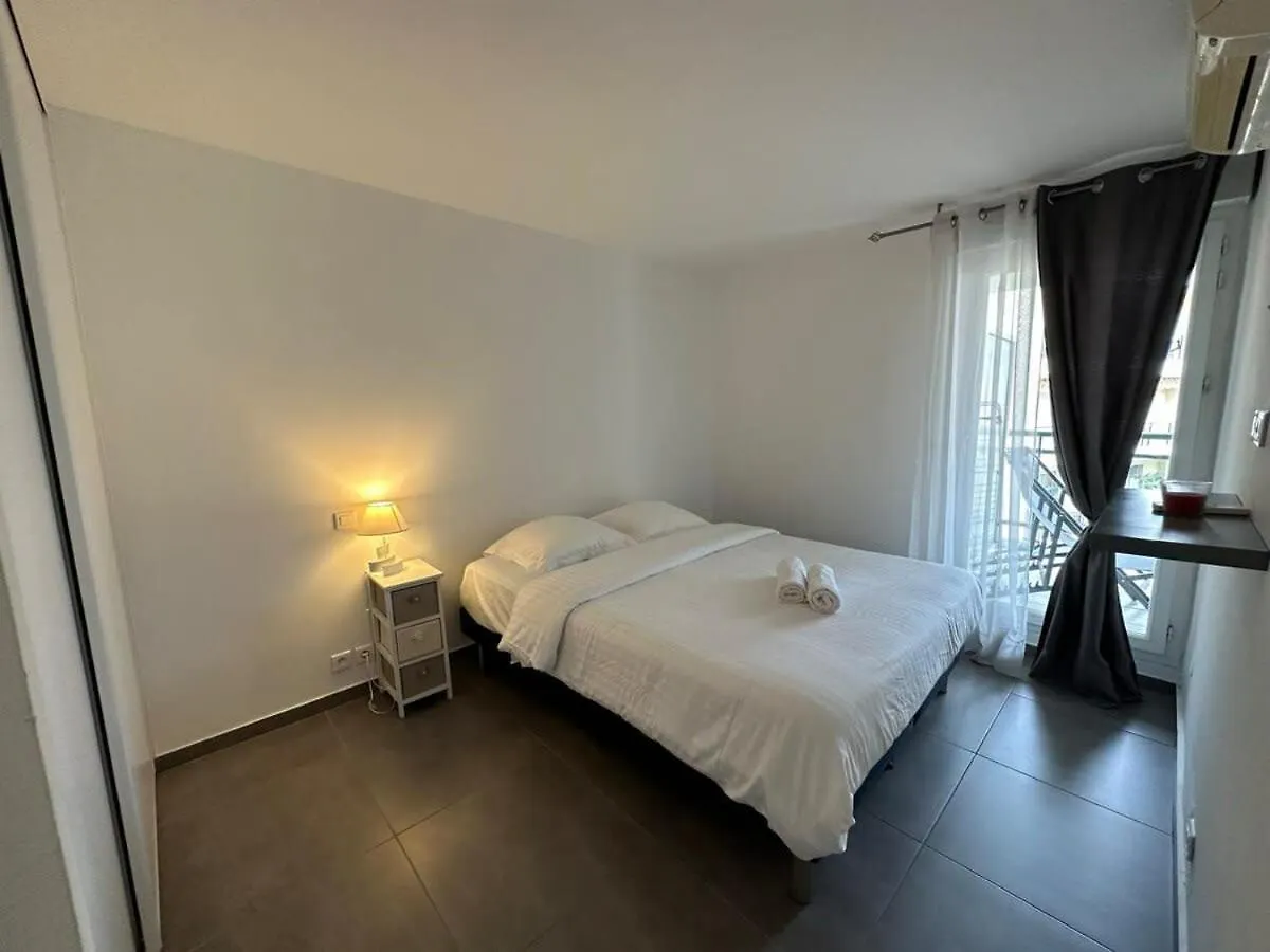 Apartment C058 Bel Appartement Spacieux Terrasse Centre Cannes